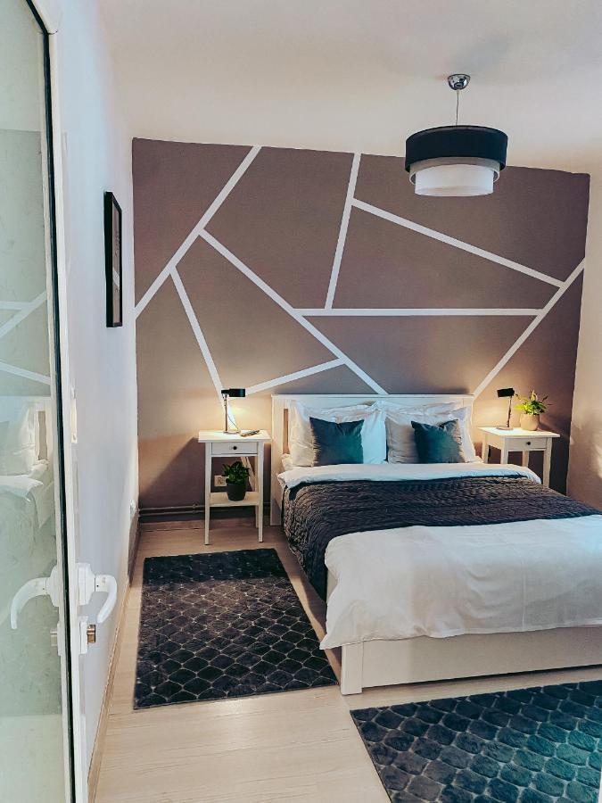 Apartment One Брашов Екстер'єр фото